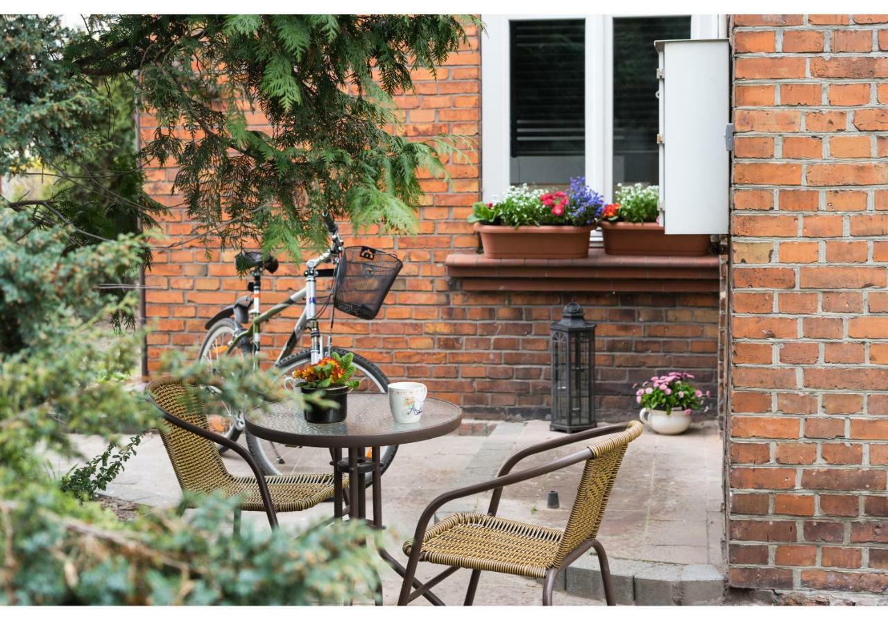 Gostynin Garden Apartment Exterior foto